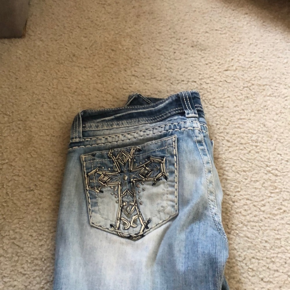 Jeans - Picture 2 of 3